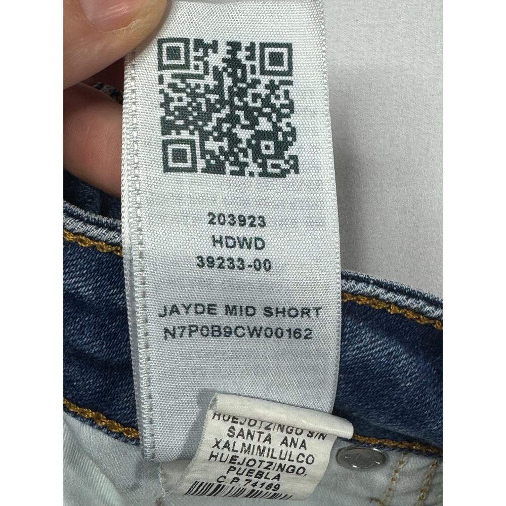 True Religion Women’s Jayde Mid Rise Classic Cuffed Denim Shorts - Size 32x3.5 - Picture 7 of 7
